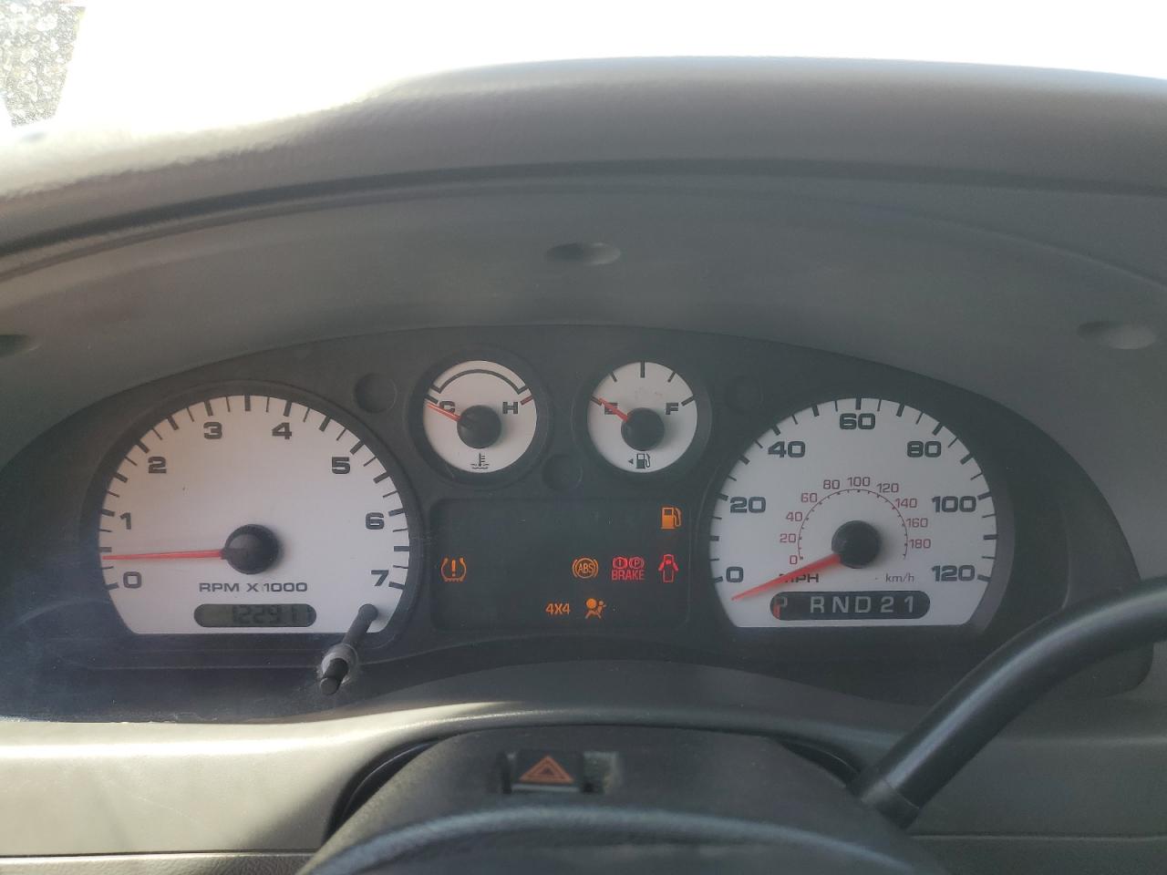 2010 Ford Ranger Super Cab VIN: 1FTLR4FE4APA21472 Lot: 63842785