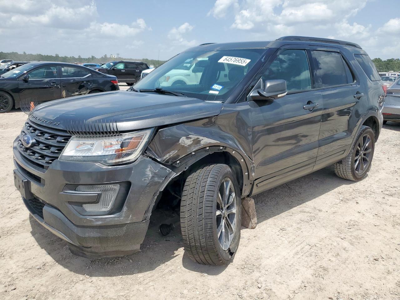 VIN: 1FM5K7D88HGD41816 2017 FORD EXPLORER