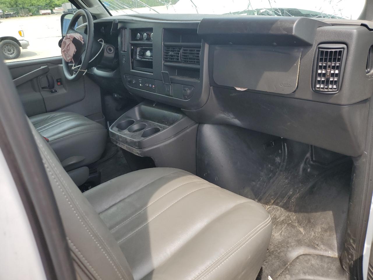 2024 GMC Savana G2500 VIN: 1GTW7AFP5R1207619 Lot: 64571815