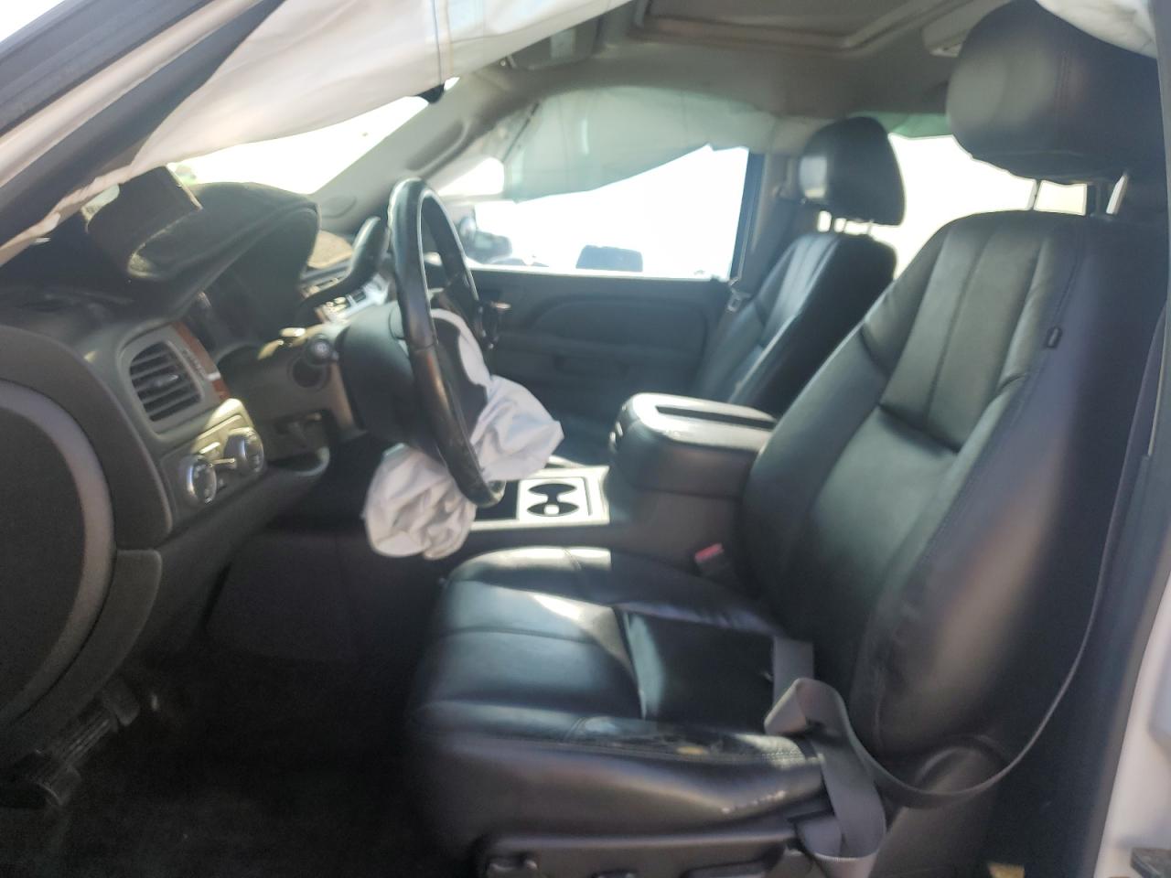 2013 Chevrolet Tahoe K1500 Lt VIN: 1GNSKBE09DR150642 Lot: 64411775