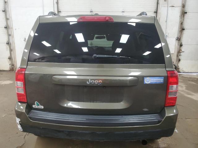  JEEP PATRIOT 2015 Green