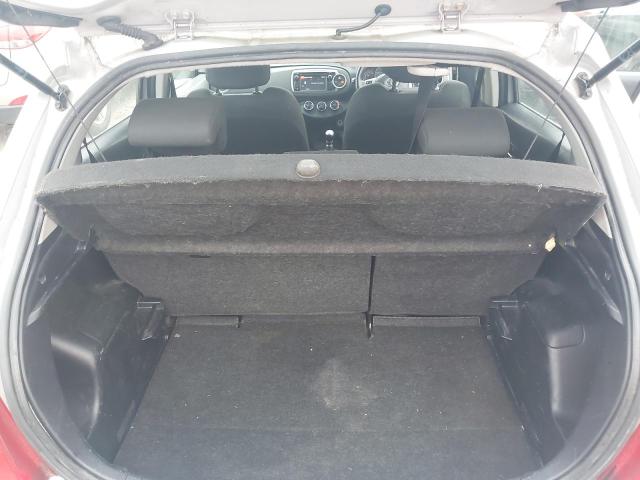 2012 TOYOTA YARIS TR V