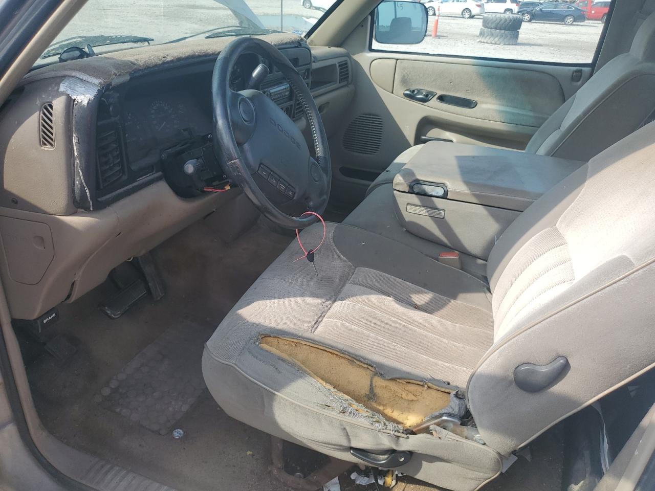 1994 Dodge Ram 1500 VIN: 1B7HC16ZXRS678150 Lot: 66314595