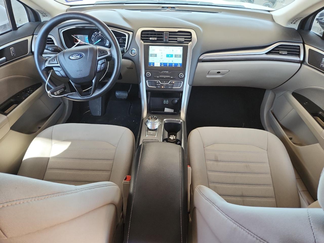 2020 Ford Fusion Se VIN: 3FA6P0HD7LR168077 Lot: 64028625