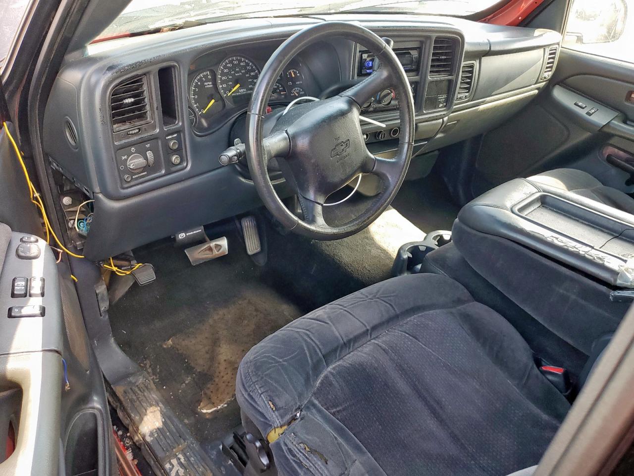 2001 Chevrolet Silverado C1500 VIN: 2GCEC19T611227585 Lot: 64676835