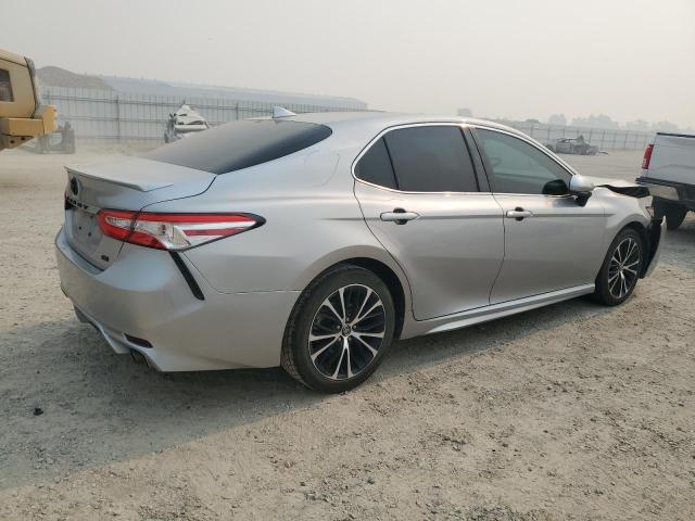  TOYOTA CAMRY 2020 Silver