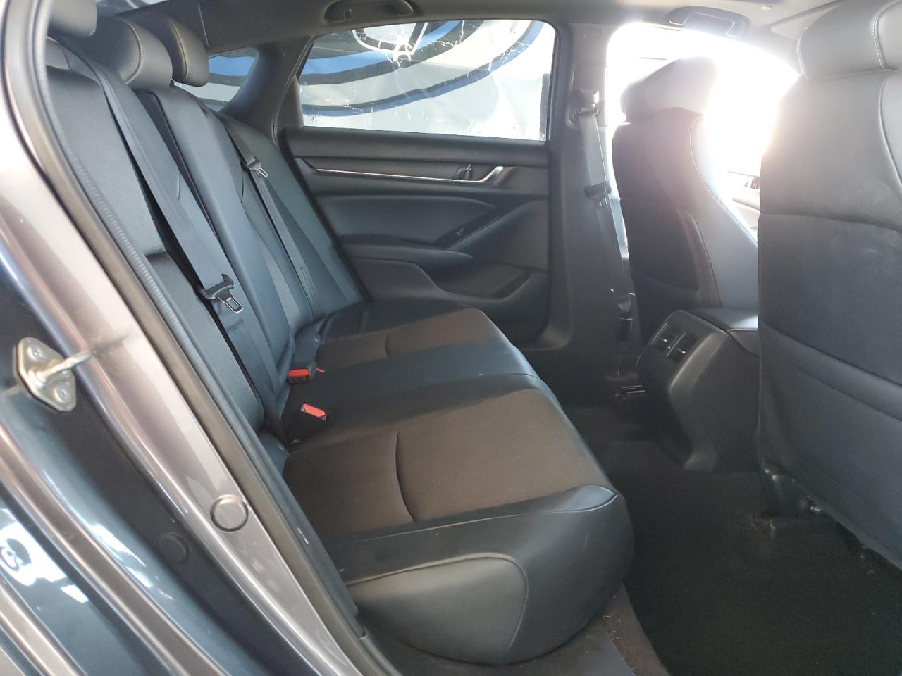 2018 Honda Accord Sport VIN: 1HGCV2F33JA006934 Lot: 65558985