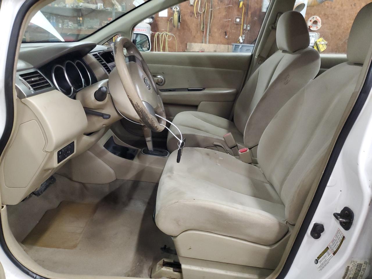 2007 Nissan Versa S VIN: 3N1BC11E97L447054 Lot: 64956235