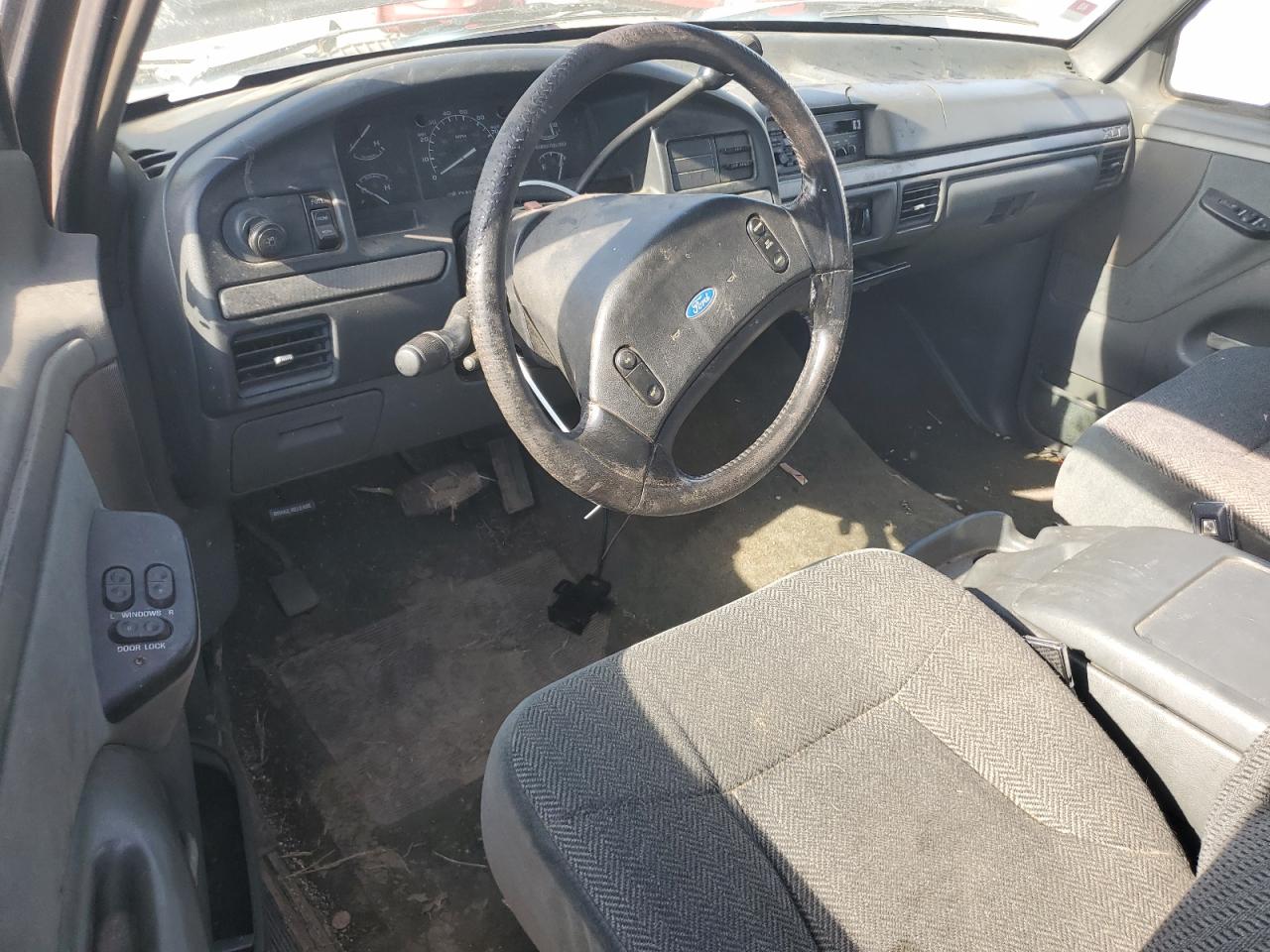 1993 Ford F150 VIN: 1FTEX14N5PKB08206 Lot: 63435695