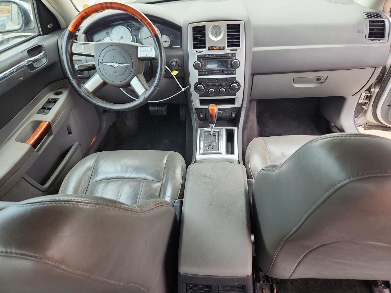 2005 Chrysler 300C VIN: 2C3JA63H15H686692 Lot: 64210665