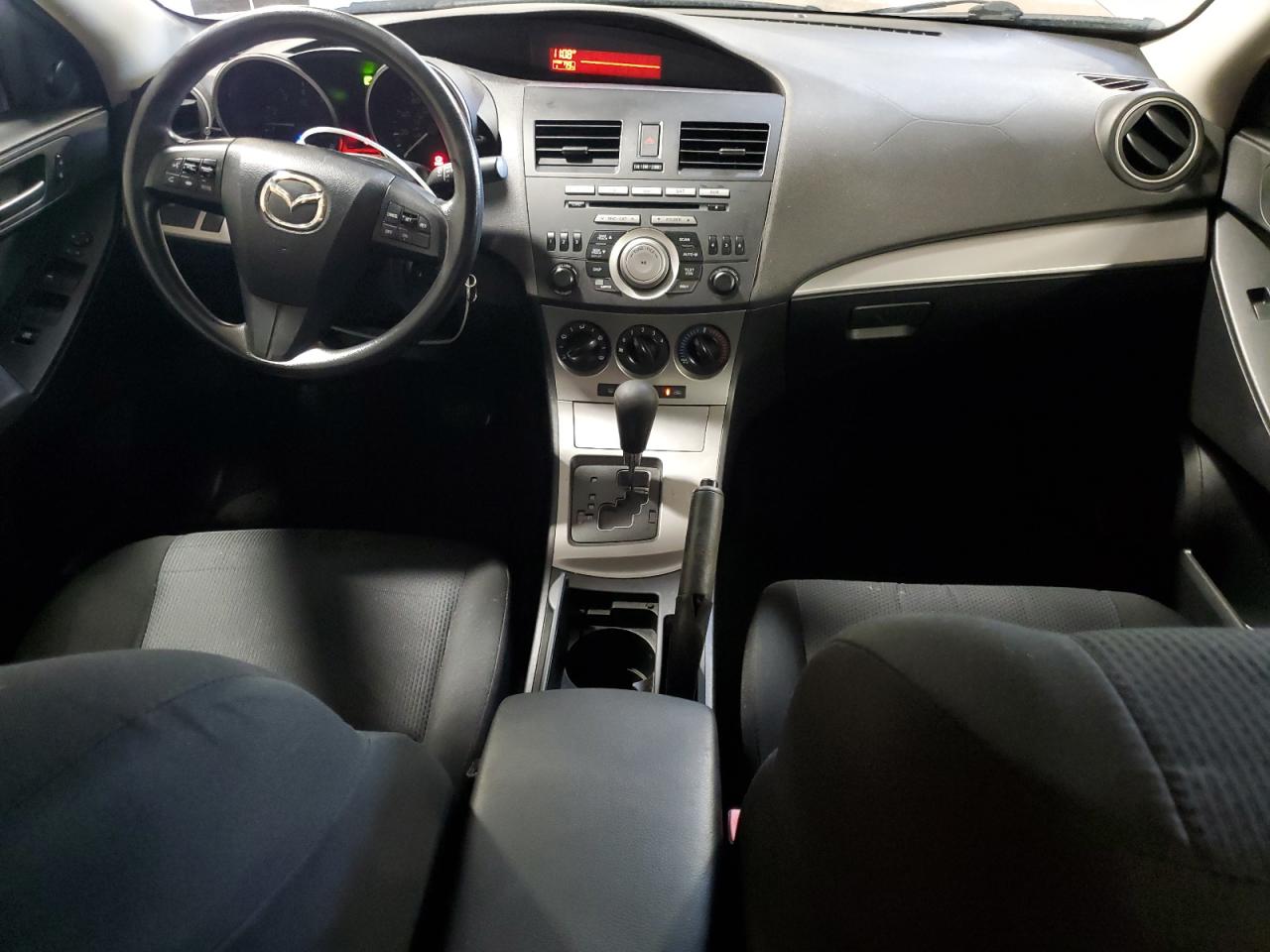 2011 Mazda 3 I VIN: JM1BL1VG3B1377950 Lot: 64473175