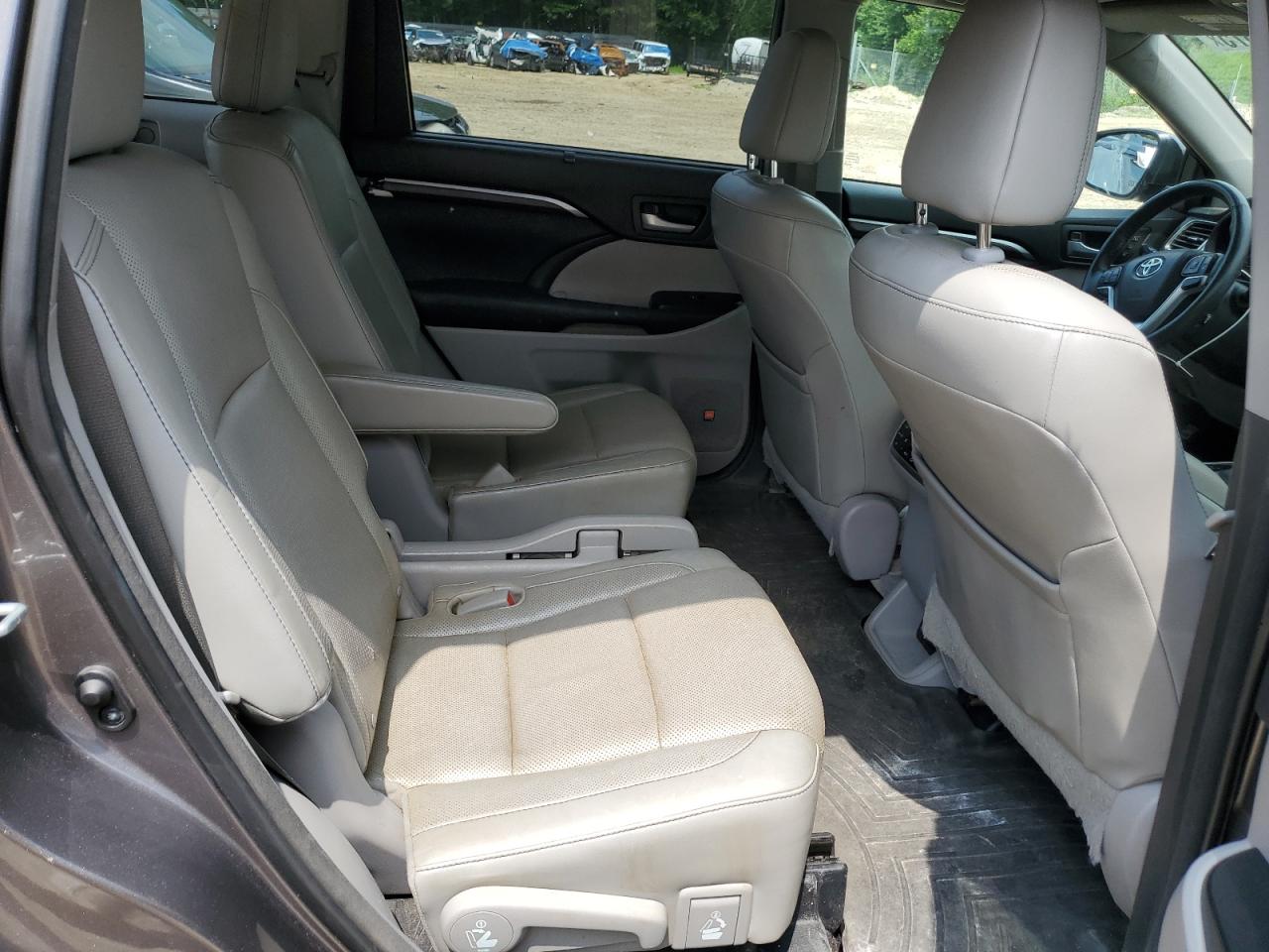 2015 Toyota Highlander Limited VIN: 5TDDKRFH6FS137530 Lot: 64262375