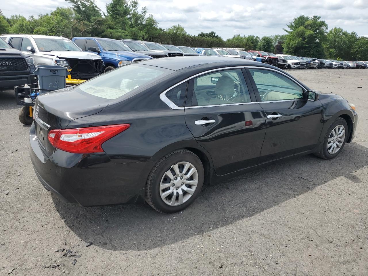 VIN: 1N4AL3AP8GC147657 2016 NISSAN ALTIMA