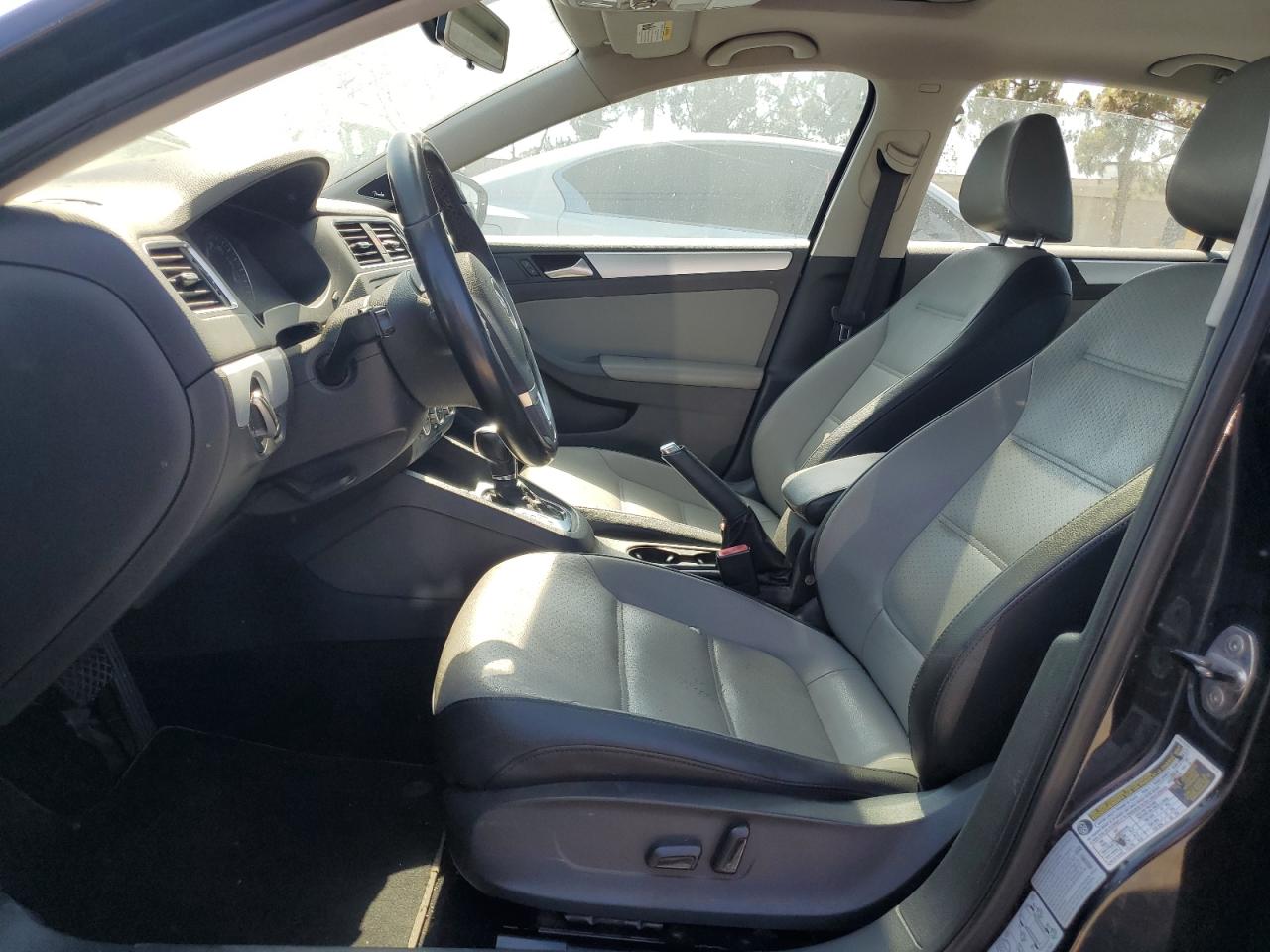 2013 Volkswagen Jetta Hybrid VIN: 3VW637AJ6DM299608 Lot: 63268985