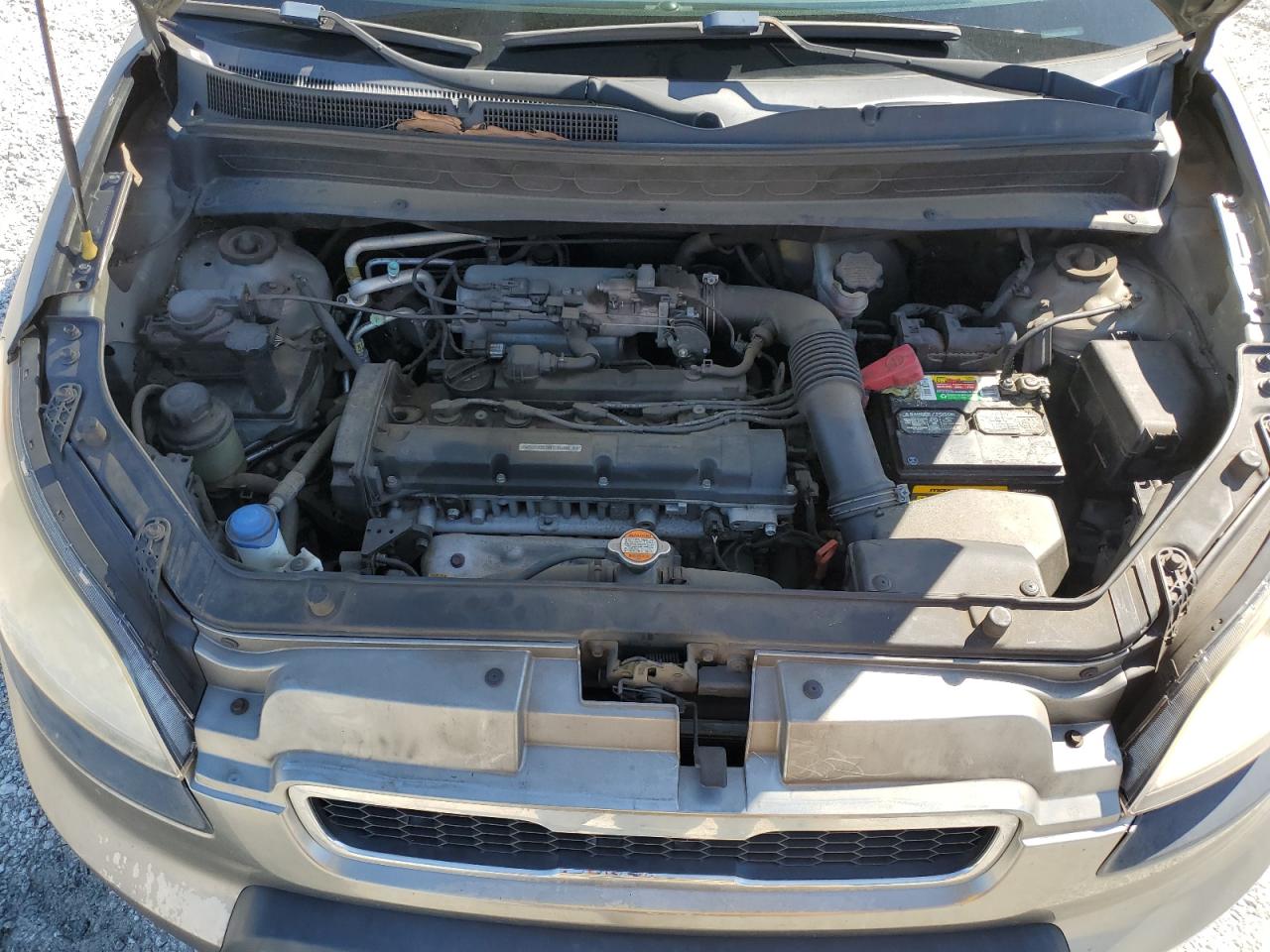 2011 Kia Soul + VIN: KNDJT2A29B7341043 Lot: 64984325