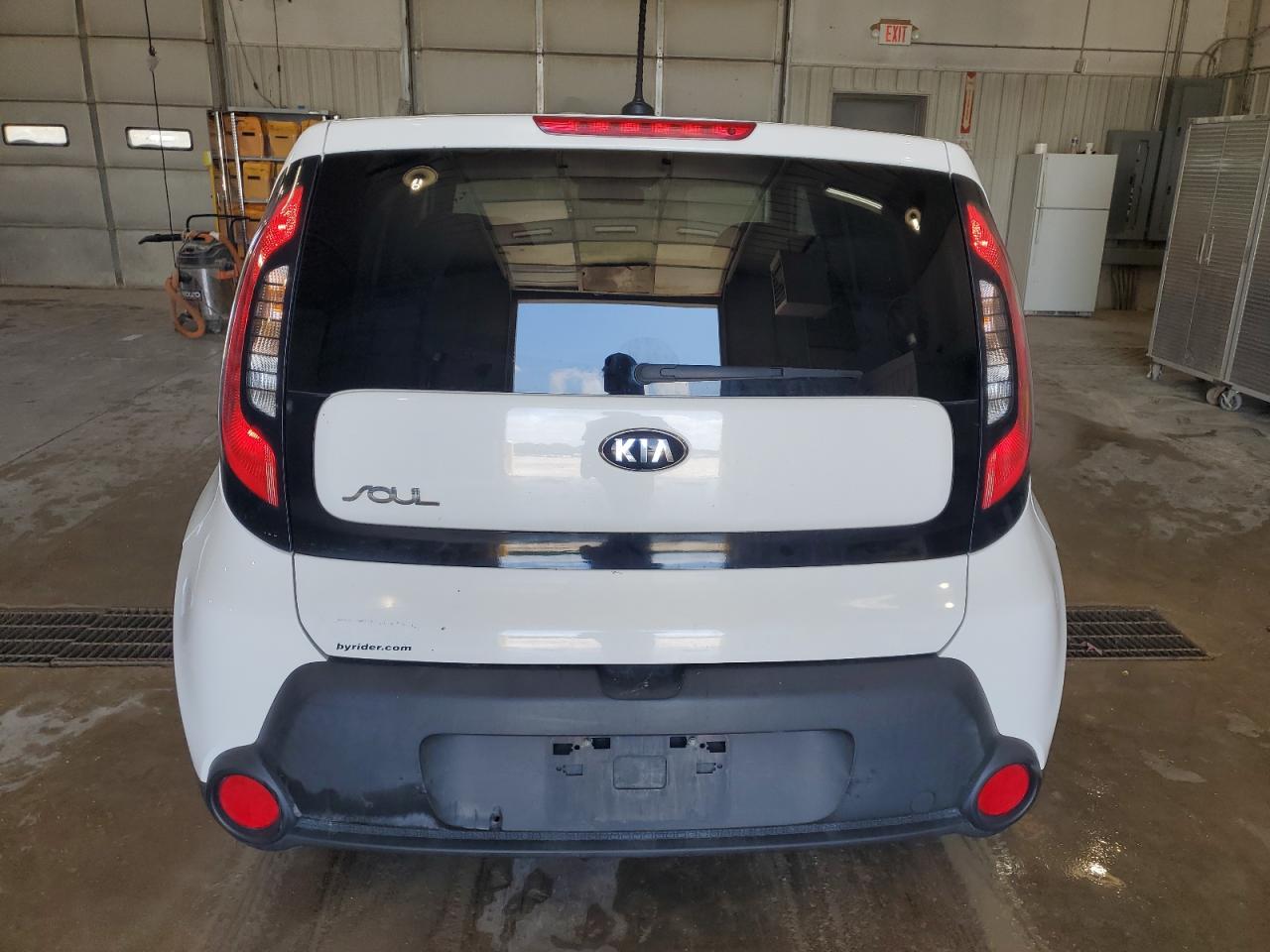 2016 Kia Soul VIN: KNDJN2A26G7251270 Lot: 65702675