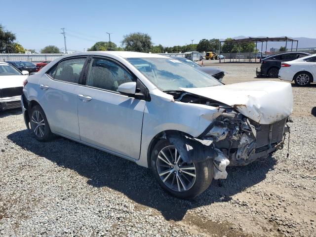 Sedans TOYOTA COROLLA 2016 Srebrny