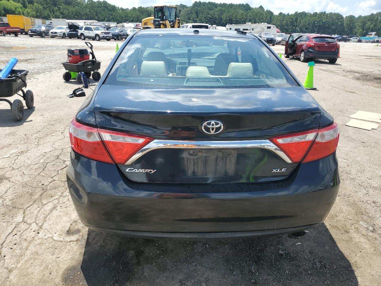 4t4bf1fk1fr461054 4T4BF1FK1FR461054 2015 Toyota Camry Le