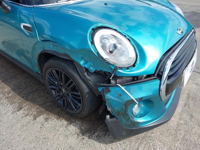 2018 MINI COOPER