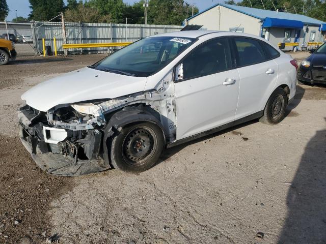 Седаны FORD FOCUS 2013 Белы