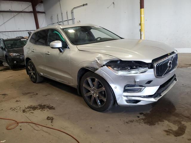 VOLVO XC60 2019 Srebrny