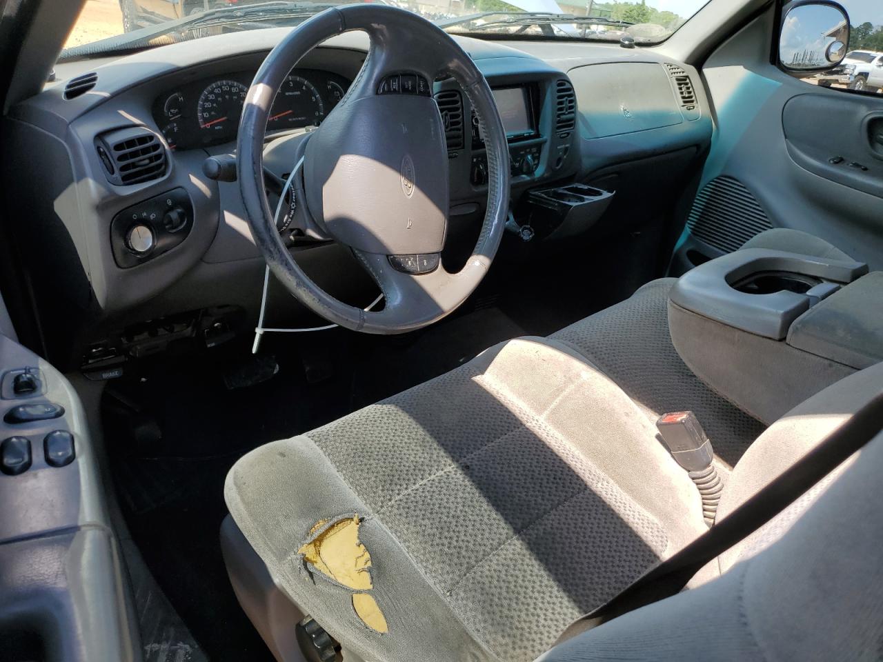 1FTRX17W22NA08416 2002 Ford F150