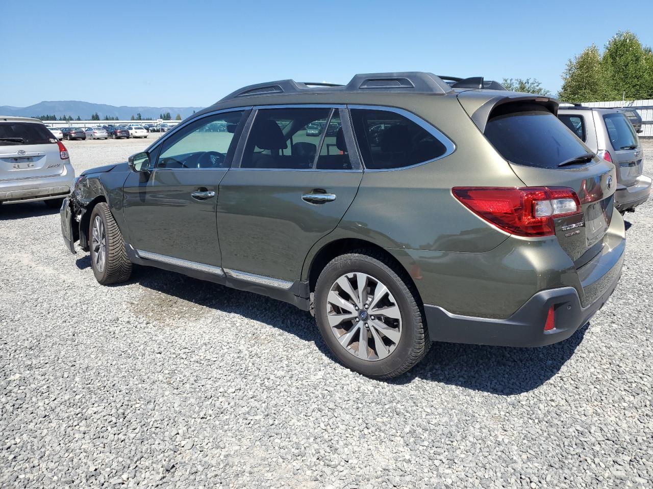 2018 Subaru Outback Touring VIN: 4S4BSATC1J3332359 Lot: 65064775