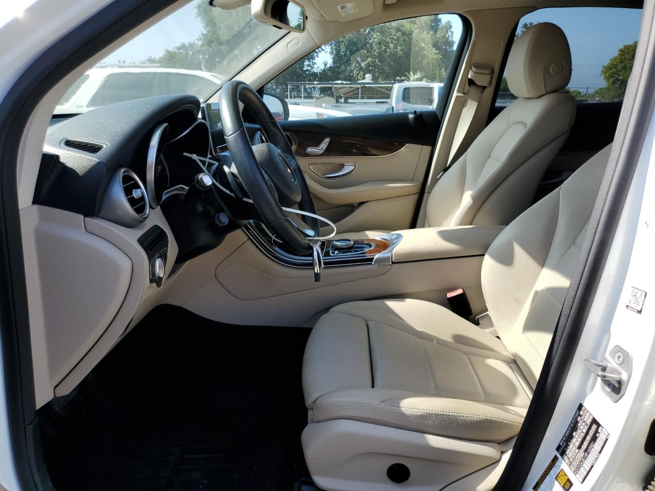 2017 Mercedes-Benz Glc 300 VIN: WDC0G4JB1HF142931 Lot: 63244765