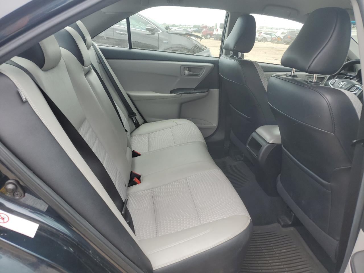 2015 Toyota Camry Le VIN: 4T1BF1FK3FU477721 Lot: 64885255