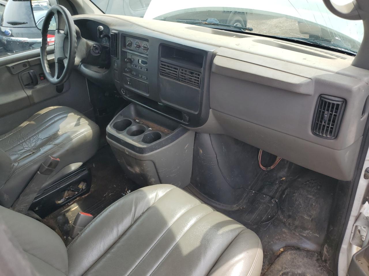 2005 GMC Savana G2500 VIN: 1GTGG25V051129285 Lot: 63560575