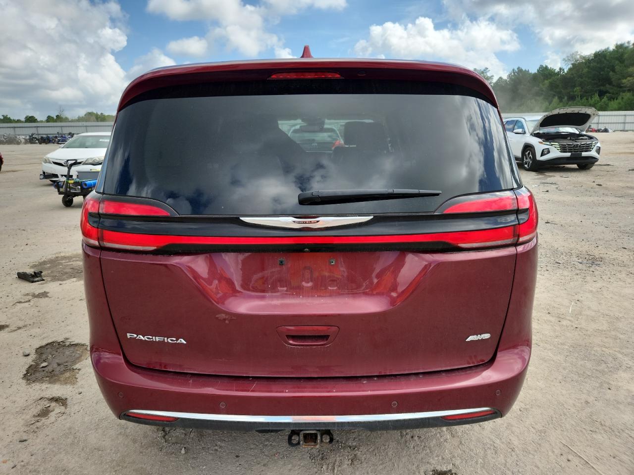 2021 Chrysler Pacifica Touring L VIN: 2C4RC3BG8MR557714 Lot: 64900925
