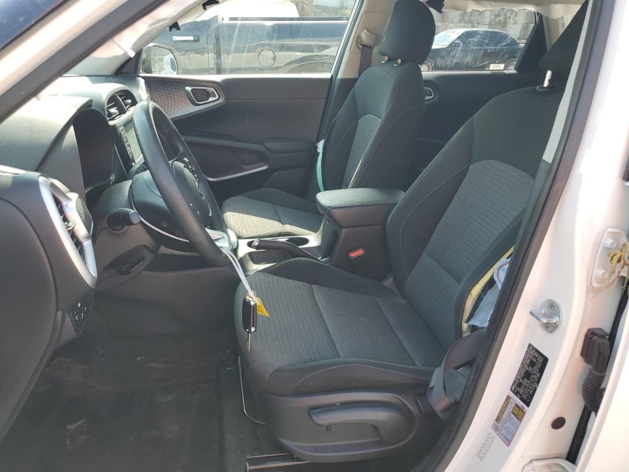 2020 Kia Soul Lx VIN: KNDJ23AU6L7057266 Lot: 67071585