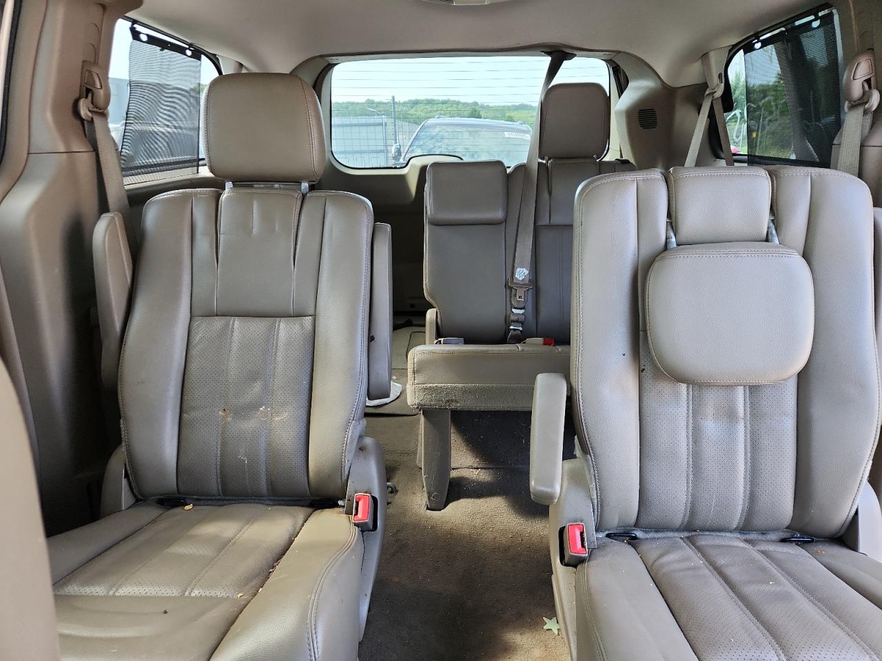 2014 Chrysler Town & Country Touring L VIN: 2C4RC1CG3ER108672 Lot: 63383815