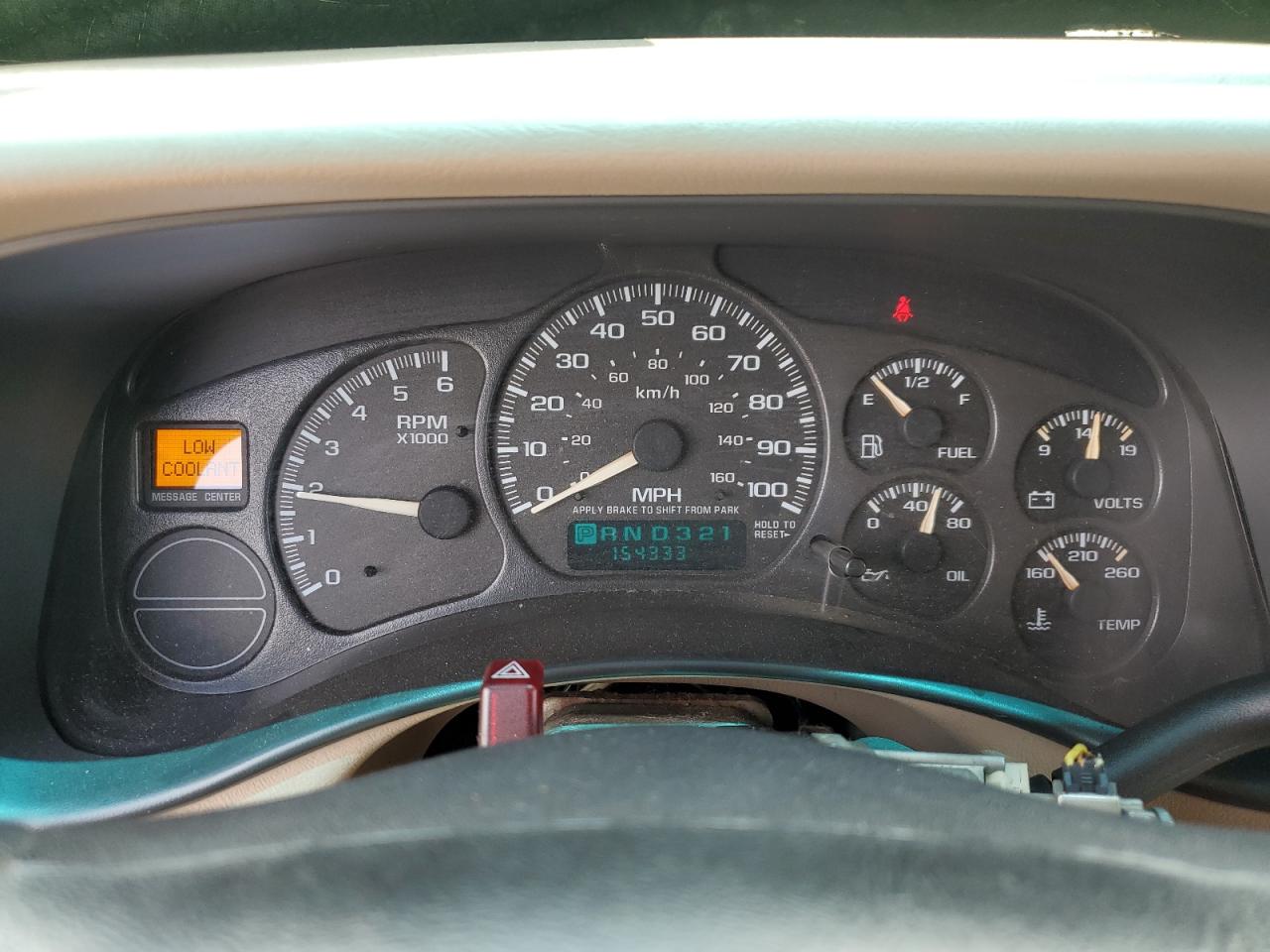 2002 Chevrolet Tahoe C1500 VIN: 1GNEC13T52R290024 Lot: 65583635