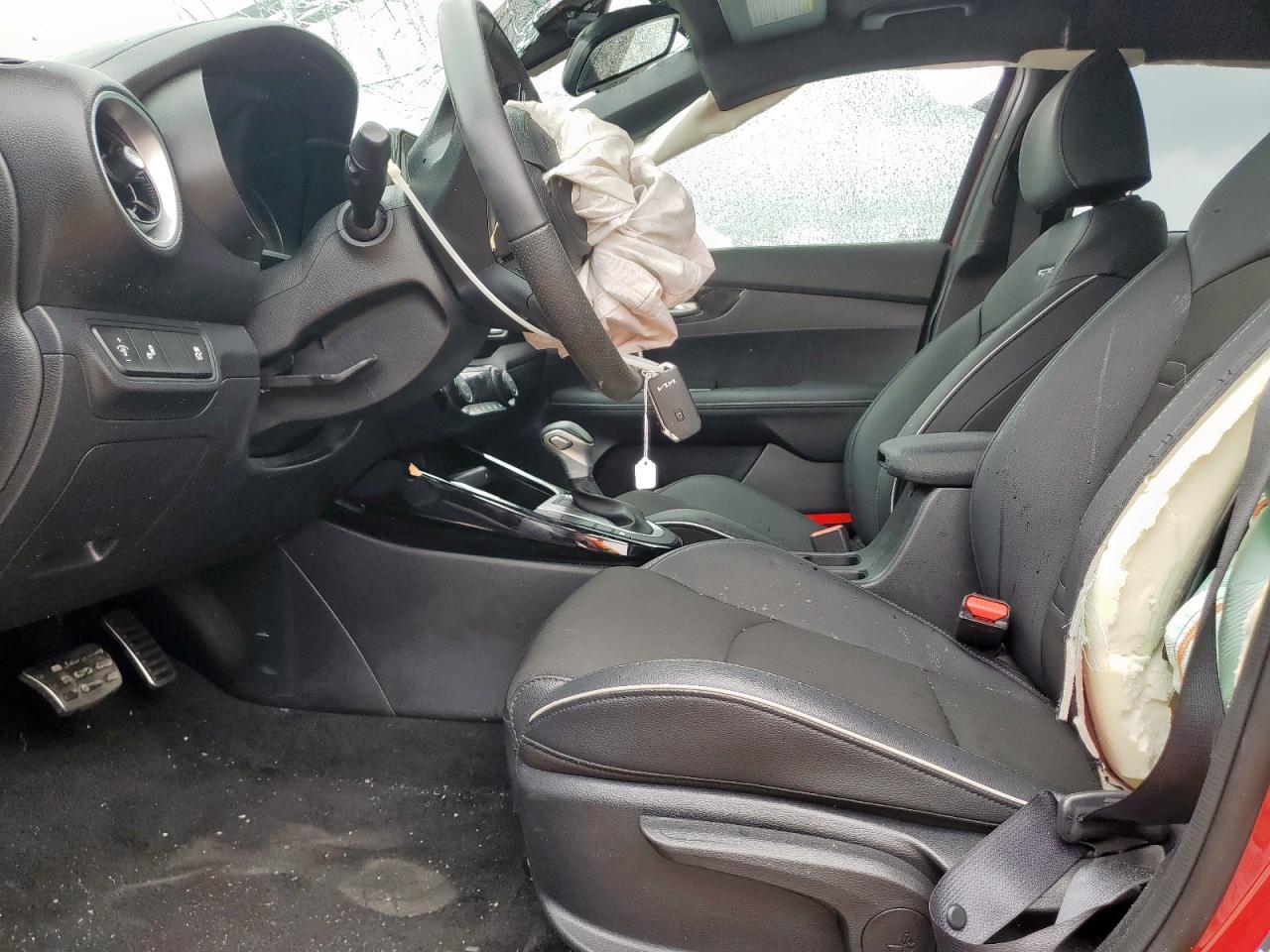 2024 Kia Forte Gt Line VIN: 3KPF54AD9RE742924 Lot: 64978705