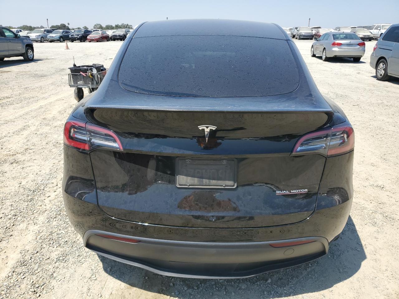 2022 Tesla Model Y VIN: 7SAYGDEF2NF350115 Lot: 64120645