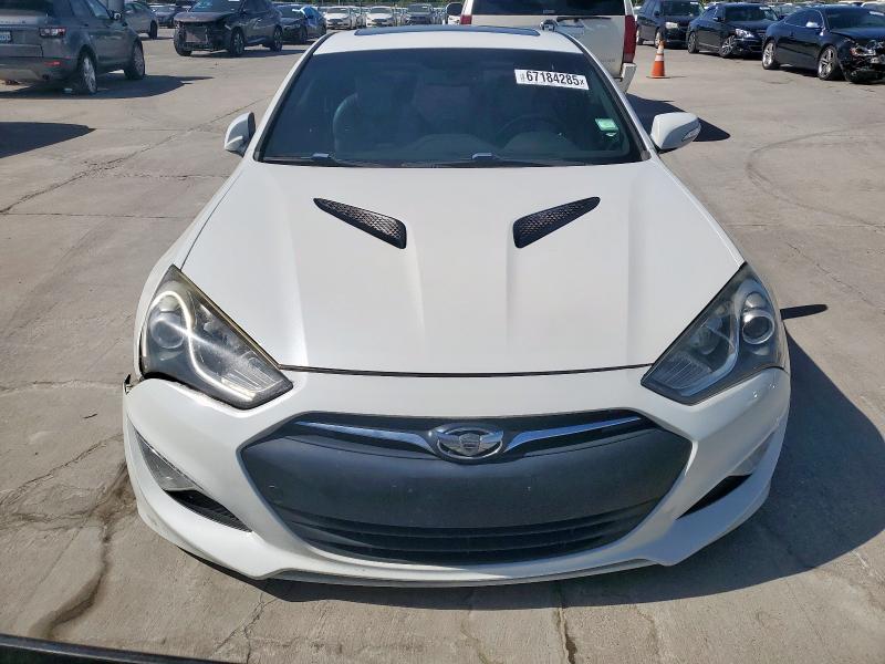 Coupet HYUNDAI GENESIS 2013 Biały