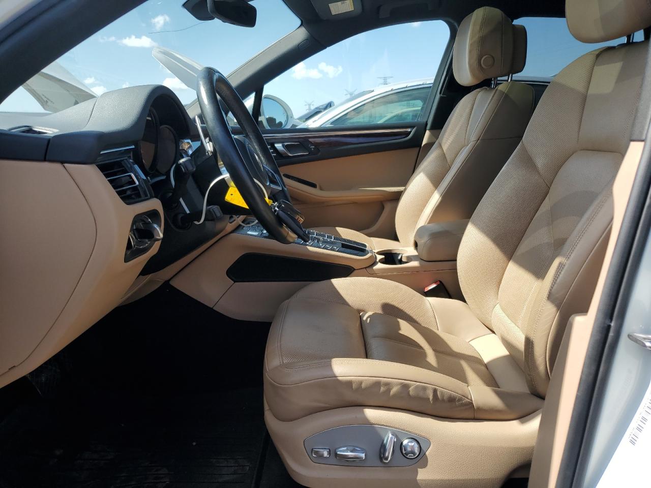 2020 Porsche Macan VIN: WP1AA2A59LLB08481 Lot: 63068945