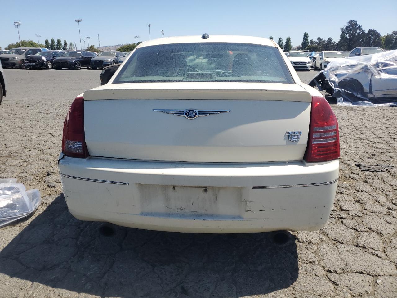 2005 Chrysler 300C VIN: 2C3AA63H55H152935 Lot: 63118225