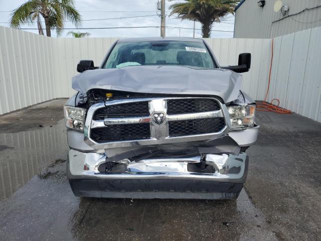  RAM 1500 2022 Srebrny