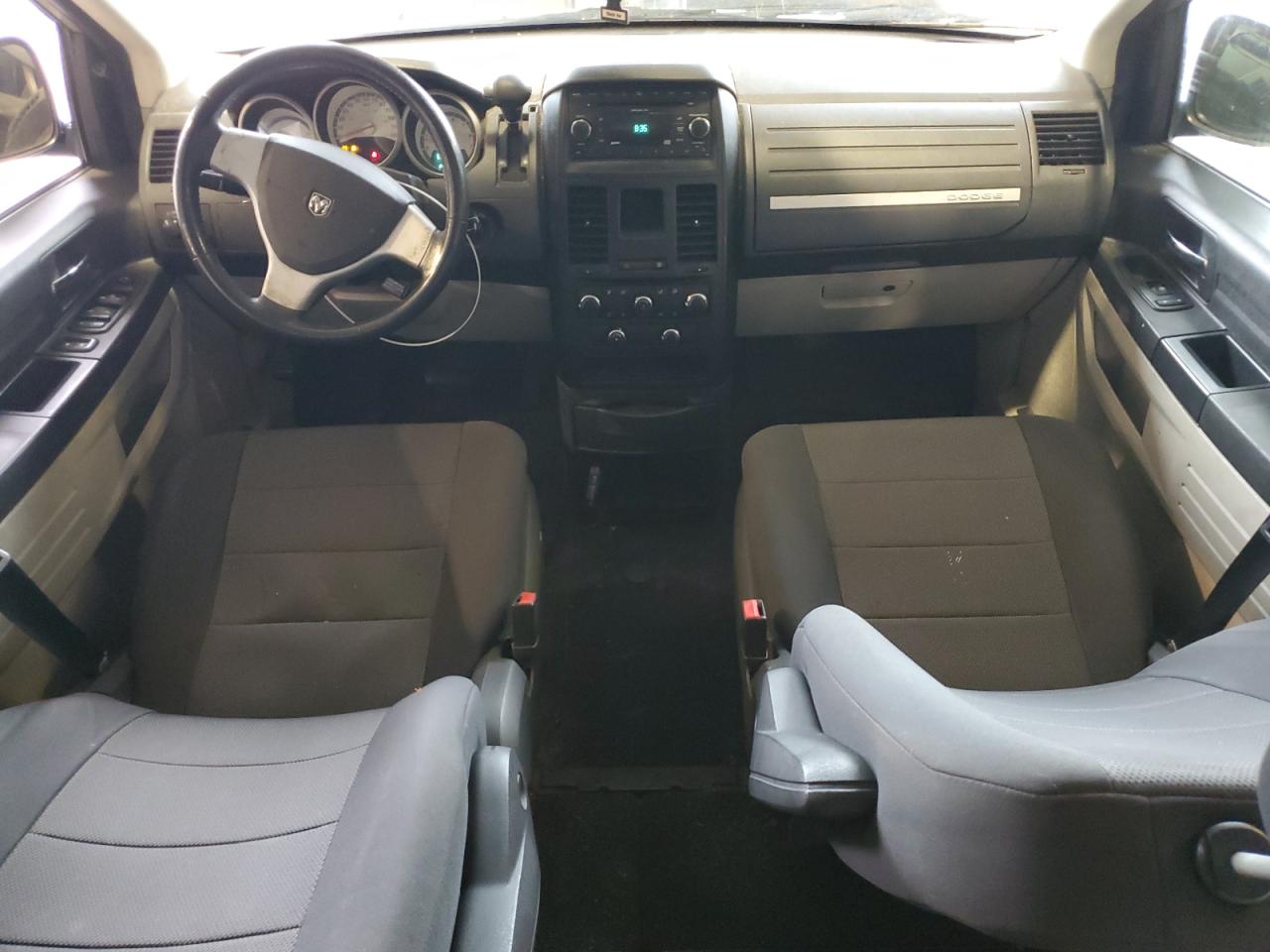 2008 Dodge Grand Caravan Se VIN: 2D8HN44H08R104972 Lot: 65051975