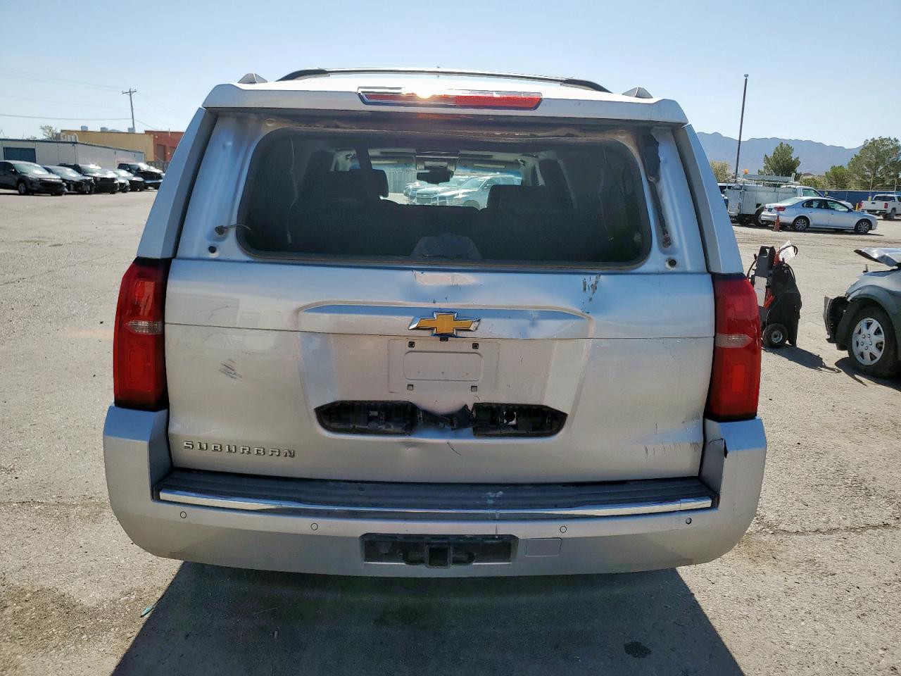 1gnskkkc0fr281332 1GNSKKKC0FR281332 2015 Chevrolet Suburban K1500 Ltz
