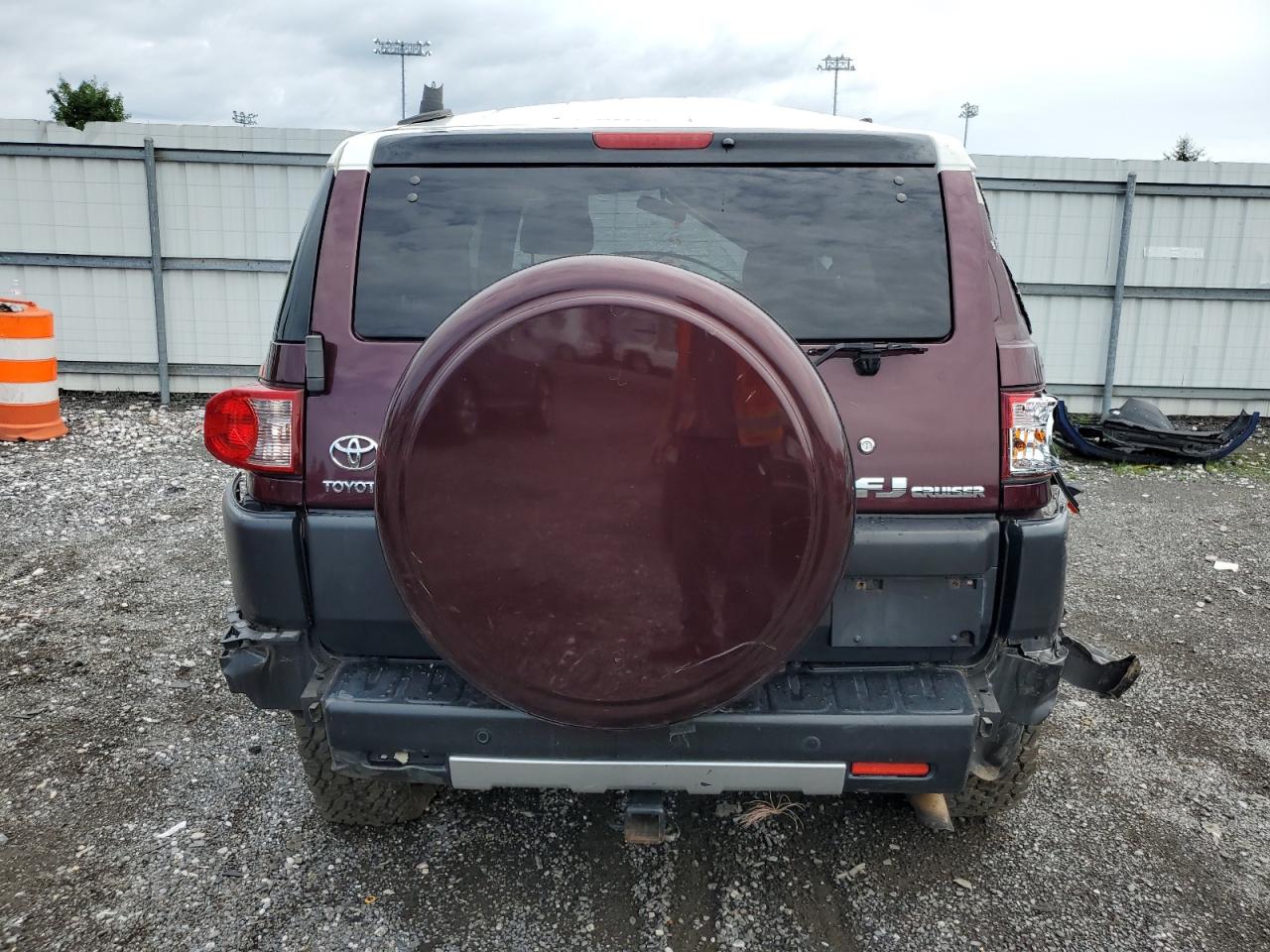 2007 Toyota Fj Cruiser VIN: JTEBU11F370077215 Lot: 63128215