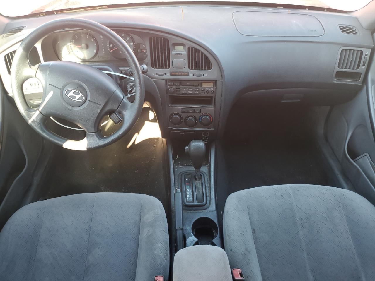 2005 Hyundai Elantra Gls VIN: KMHDN46D35U043392 Lot: 62633435
