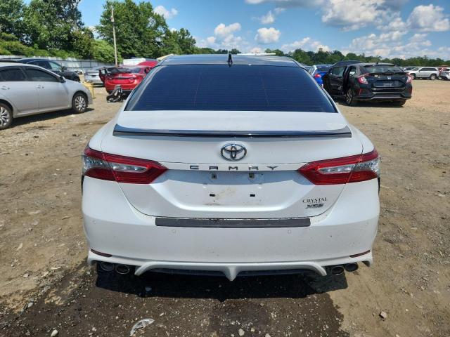  TOYOTA CAMRY 2019 Белы
