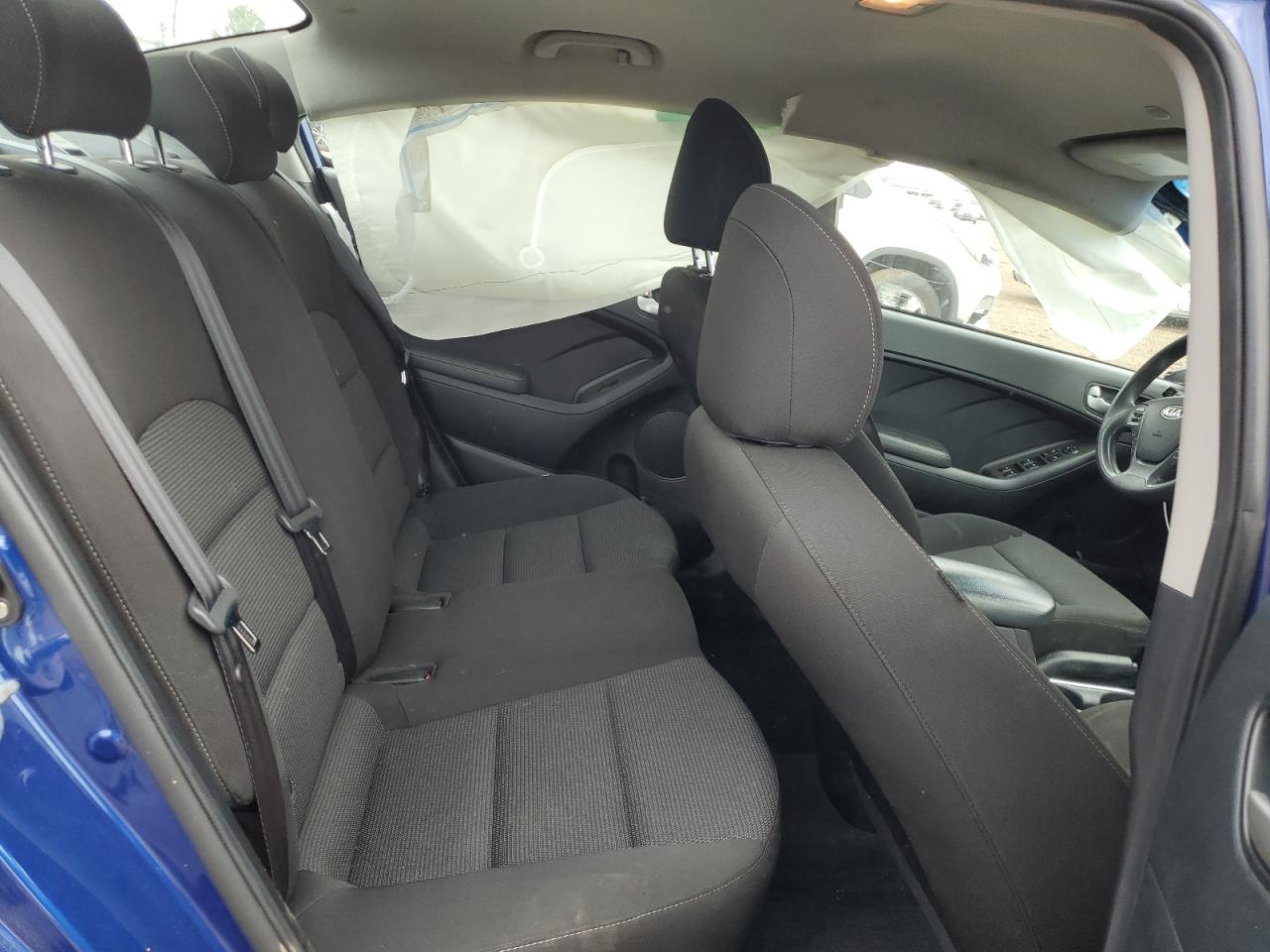 3kpfk4a70he090793 3KPFK4A70HE090793 2017 Kia Forte Lx