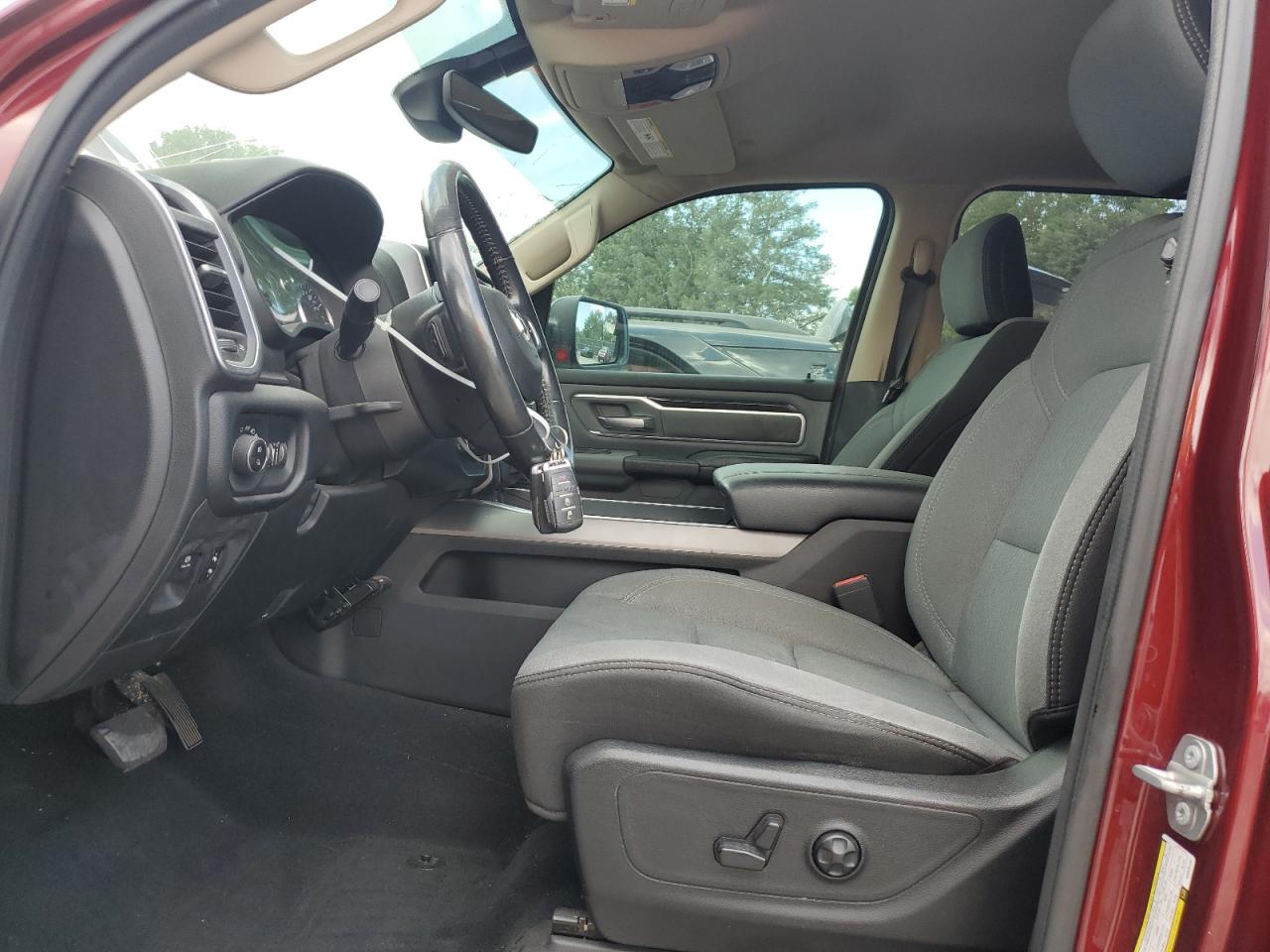 2019 Ram 1500 Big Horn/Lone Star VIN: 1C6SRFFT5KN825192 Lot: 64819645