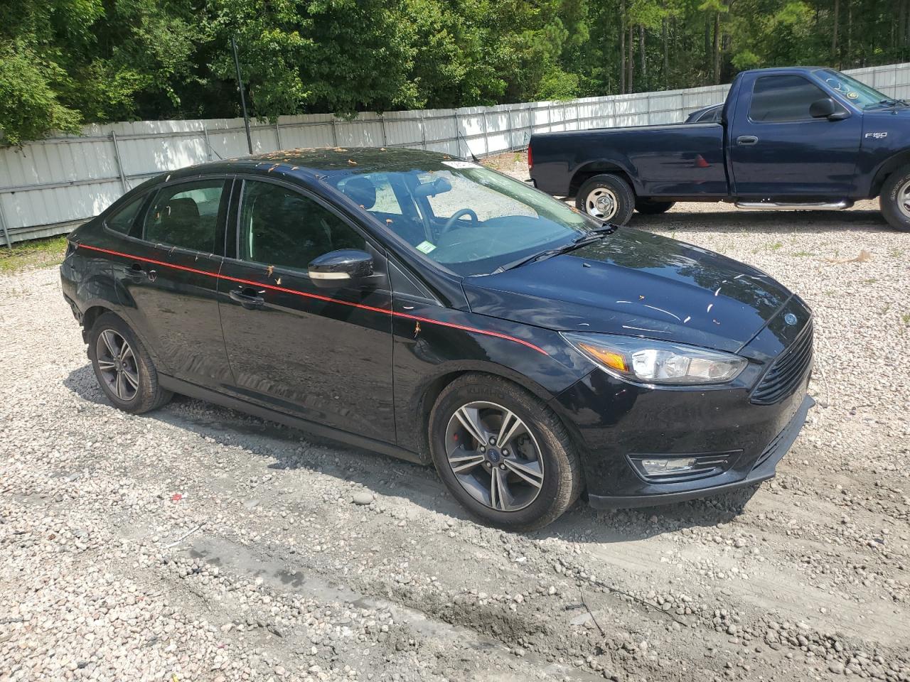 2017 Ford Focus Se VIN: 1FADP3FE8HL271017 Lot: 62840185