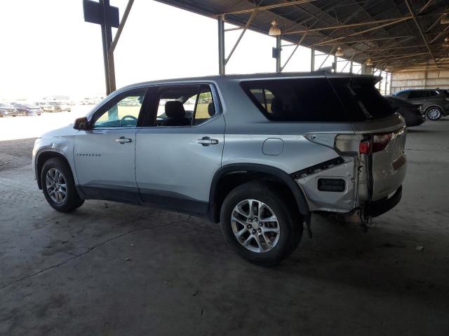  CHEVROLET TRAVERSE 2018 Srebrny