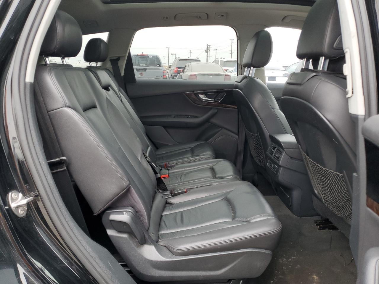 2017 Audi Q7 Premium Plus VIN: WA1LAAF78HD033413 Lot: 65965835